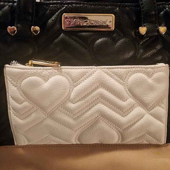 Betsey Johnson handbag - Picture 2 of 6